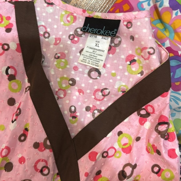 Scrub top bundle! - Picture 6 of 7